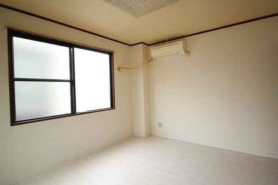 アドラシオン京橋