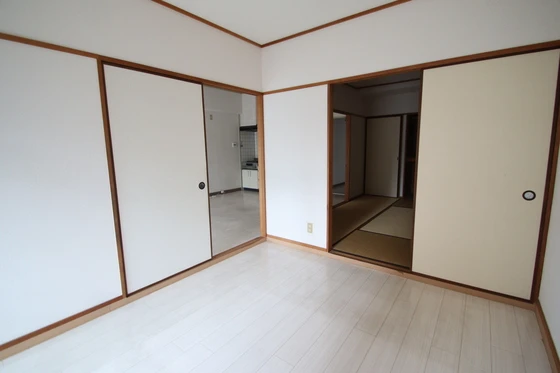 メゾンド岡文館