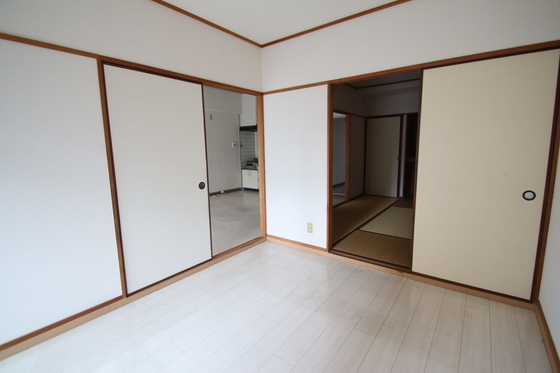 メゾンド岡文館