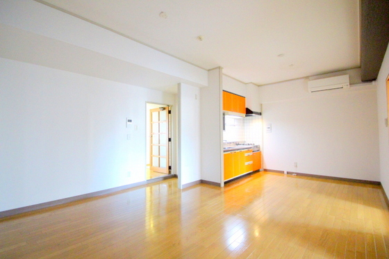 メゾンド岡文館