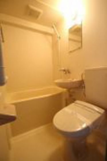 ライオンズマンション中山下