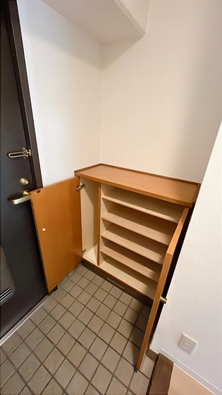 ライオンズマンション中山下