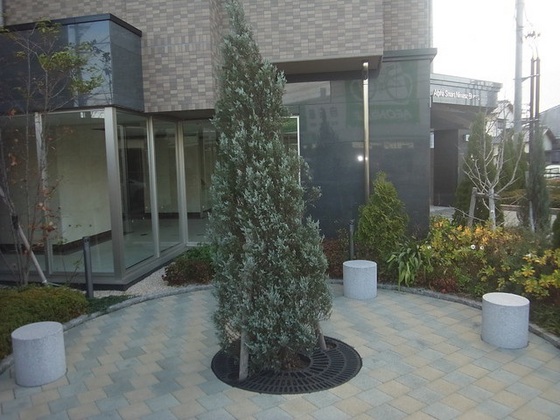 アルファスマート庭瀬駅前