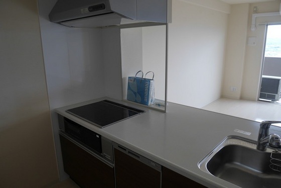 アルファスマート庭瀬駅前