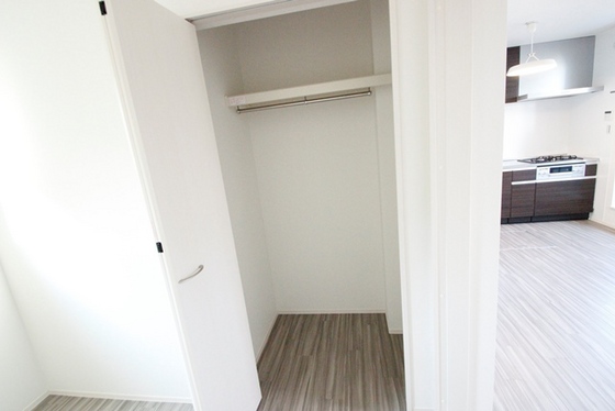 ライフメント伴駅前