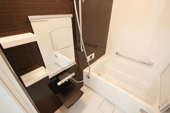 ライフメント伴駅前