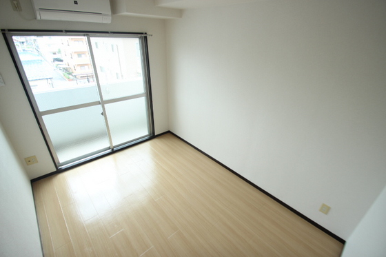 スタープラザ三筋