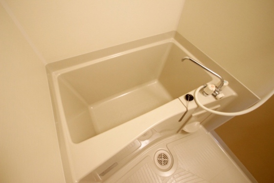 アイランドビル18