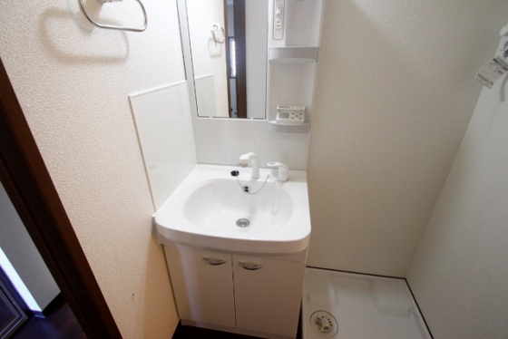 アイランドビル18