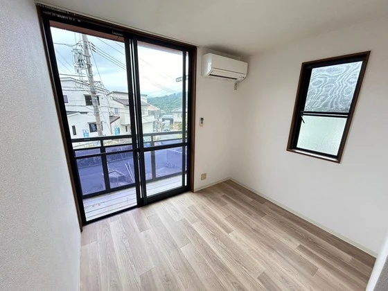 ルームサンコート