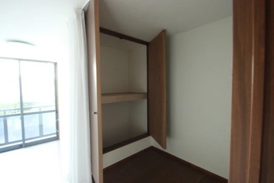 ルームサンコート