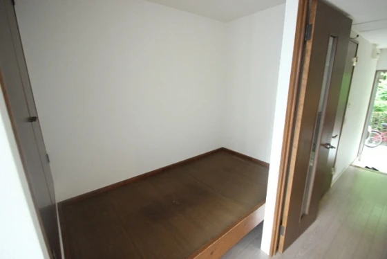 ルームサンコート