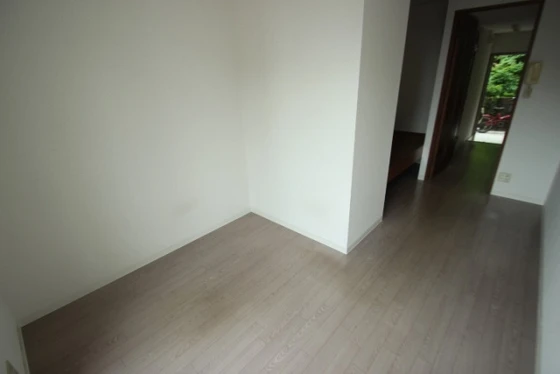 ルームサンコート