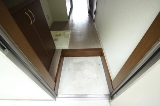 ルームサンコート