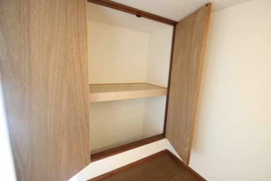 ルームサンコート