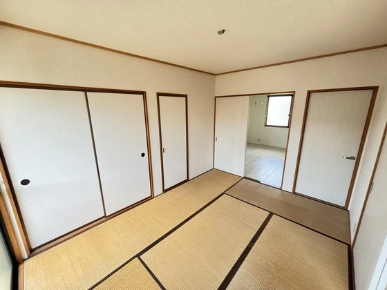 エステート飛鳥A