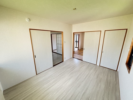 エステート飛鳥A