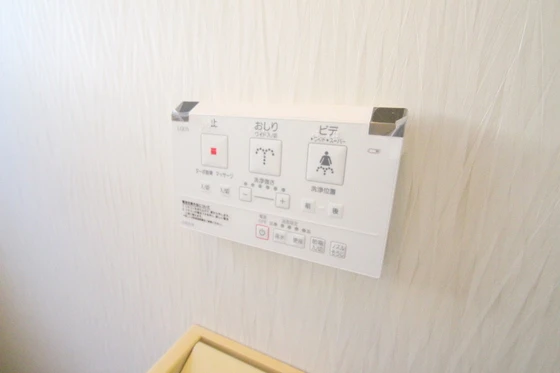 フラット新屋敷