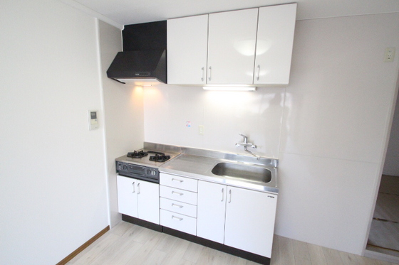 フラット新屋敷