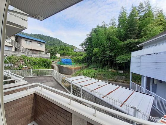 ノイ インプレス