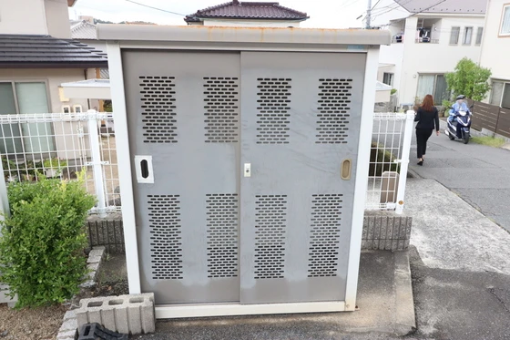 ノイ インプレス