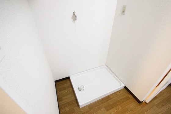 コーポハピネス