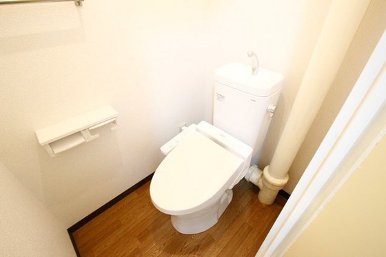 コーポハピネス