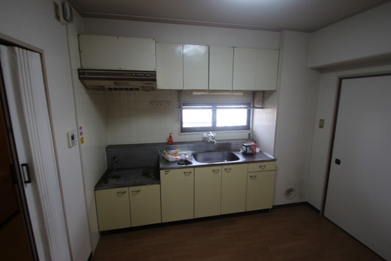 コーポハピネス