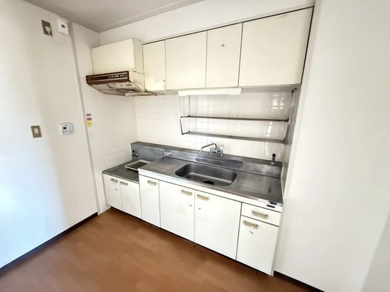 コーポハピネス