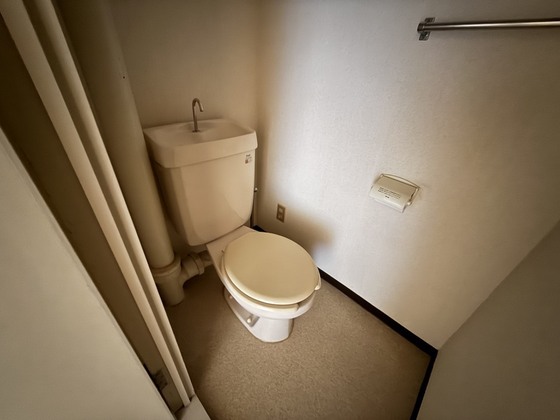 コーポハピネス