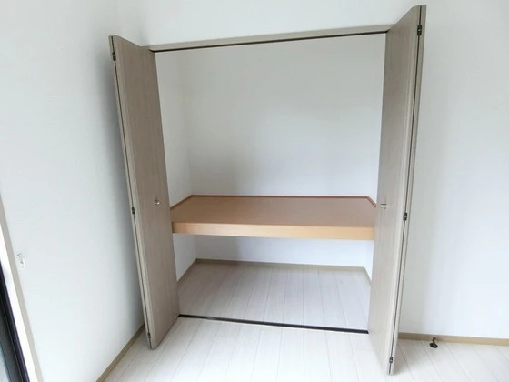 セジュール友清 E棟