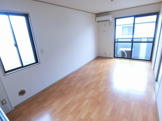 セジュール友清 E棟