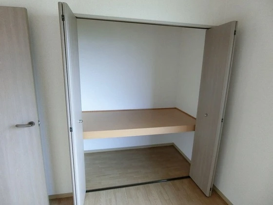 セジュール友清 E棟