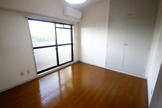 シュトラーセ比治山