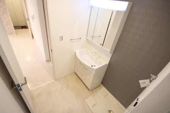 ヴァンヴェール八木