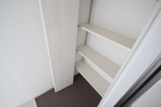 ヴァンヴェール八木