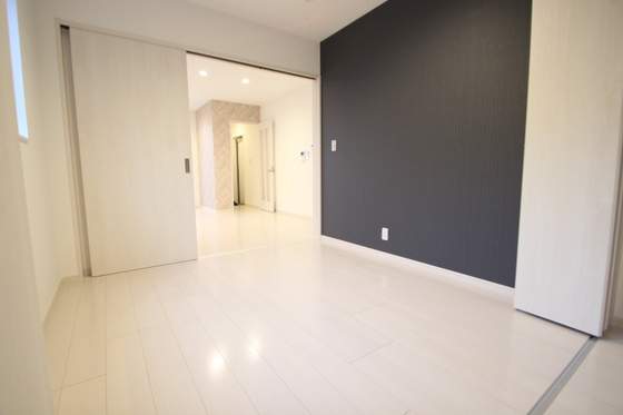 ヴァンヴェール八木