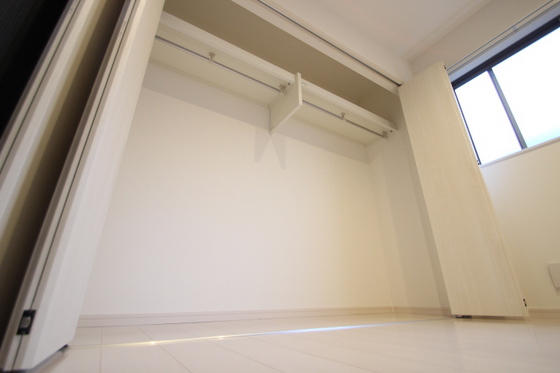 ヴァンヴェール八木