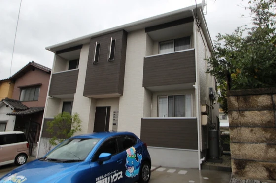 ヴァンヴェール八木