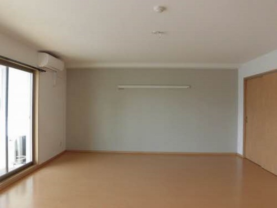 プレミア ステーション 西口