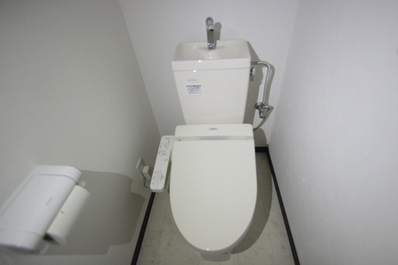 リラックス三篠町ビル