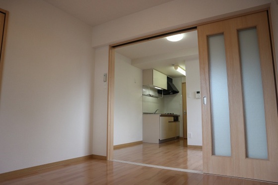 ホワイトグレース律奈