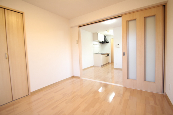 ホワイトグレース律奈