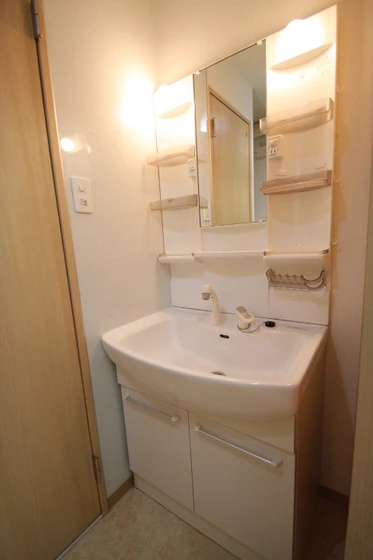 ホワイトグレース律奈