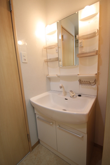 ホワイトグレース律奈