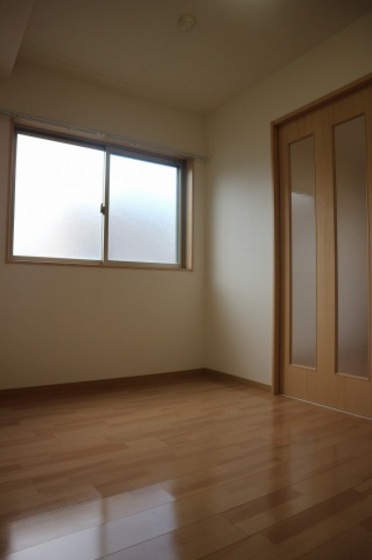 ホワイトグレース律奈