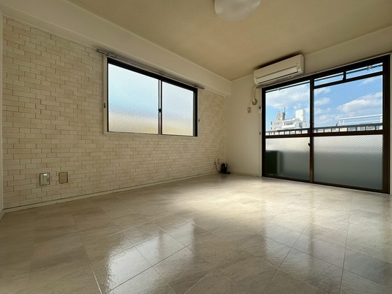 ホワイトコートセザム