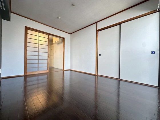 ホワイトコートセザム