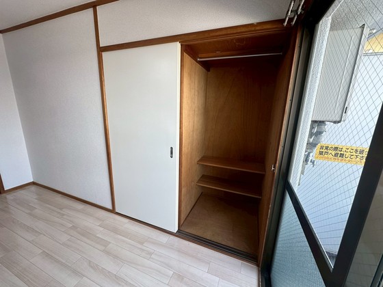 ホワイトコートセザム