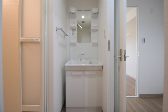 ウィステリア天神川